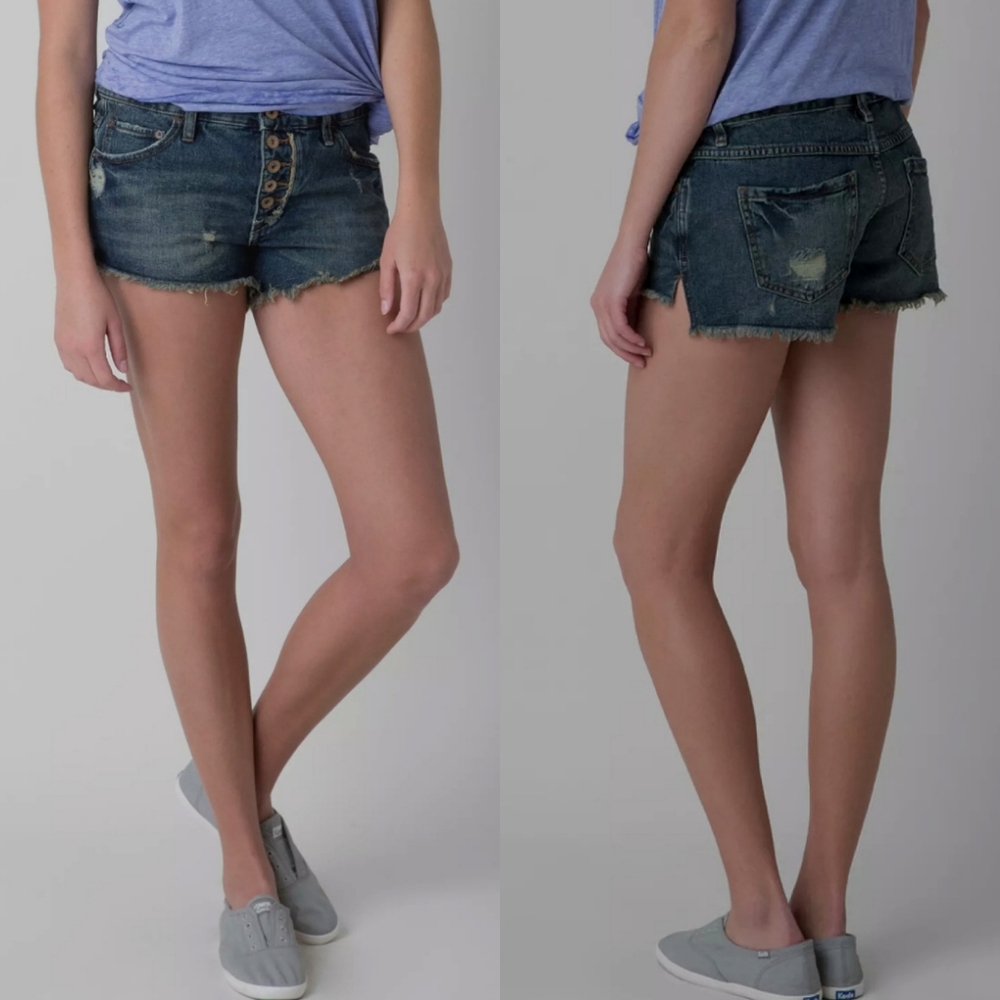 Free People Rugged High Rise Denim Shark Bite Short Button Fly Cut Off